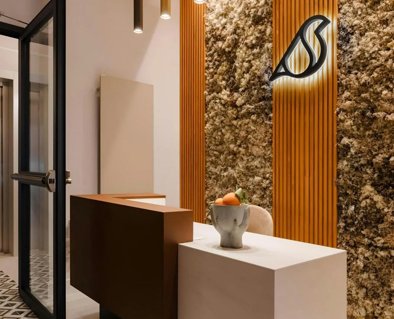 Sonder By Marriott Bonvoy Antinoo Apartments Piazza Del Parlamento Rom Aparthotel