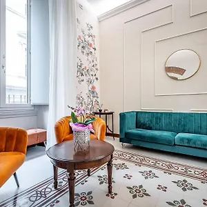 Apartment Three Via Roma Italy