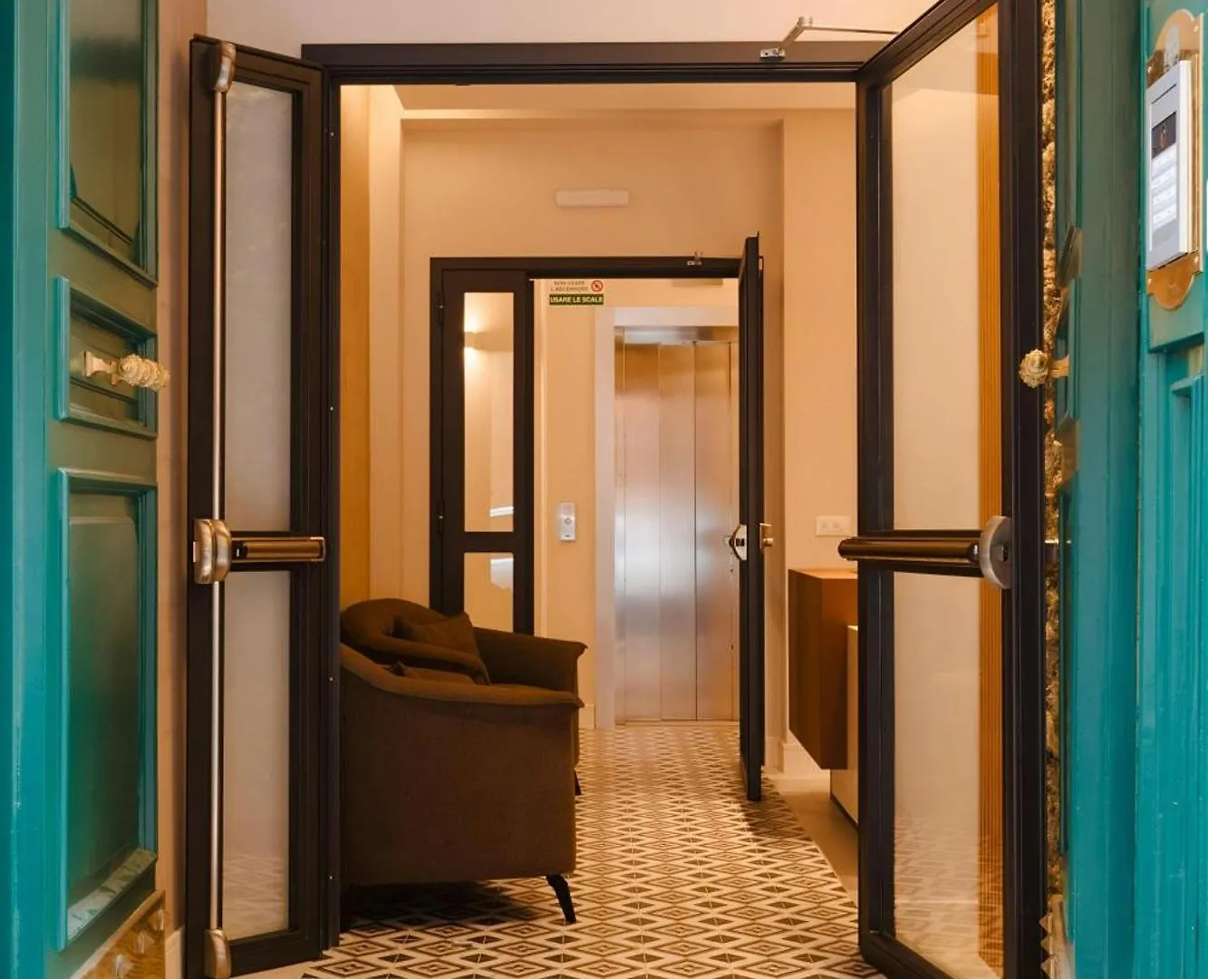 Sonder By Marriott Bonvoy Antinoo Apartments Piazza Del Parlamento 로마 이탈리아