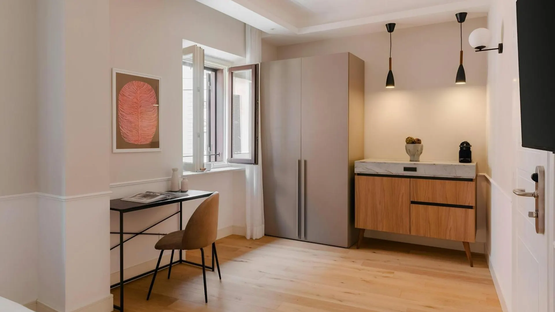 Sonder By Marriott Bonvoy Antinoo Apartments Piazza Del Parlamento Roma Apart-hotel