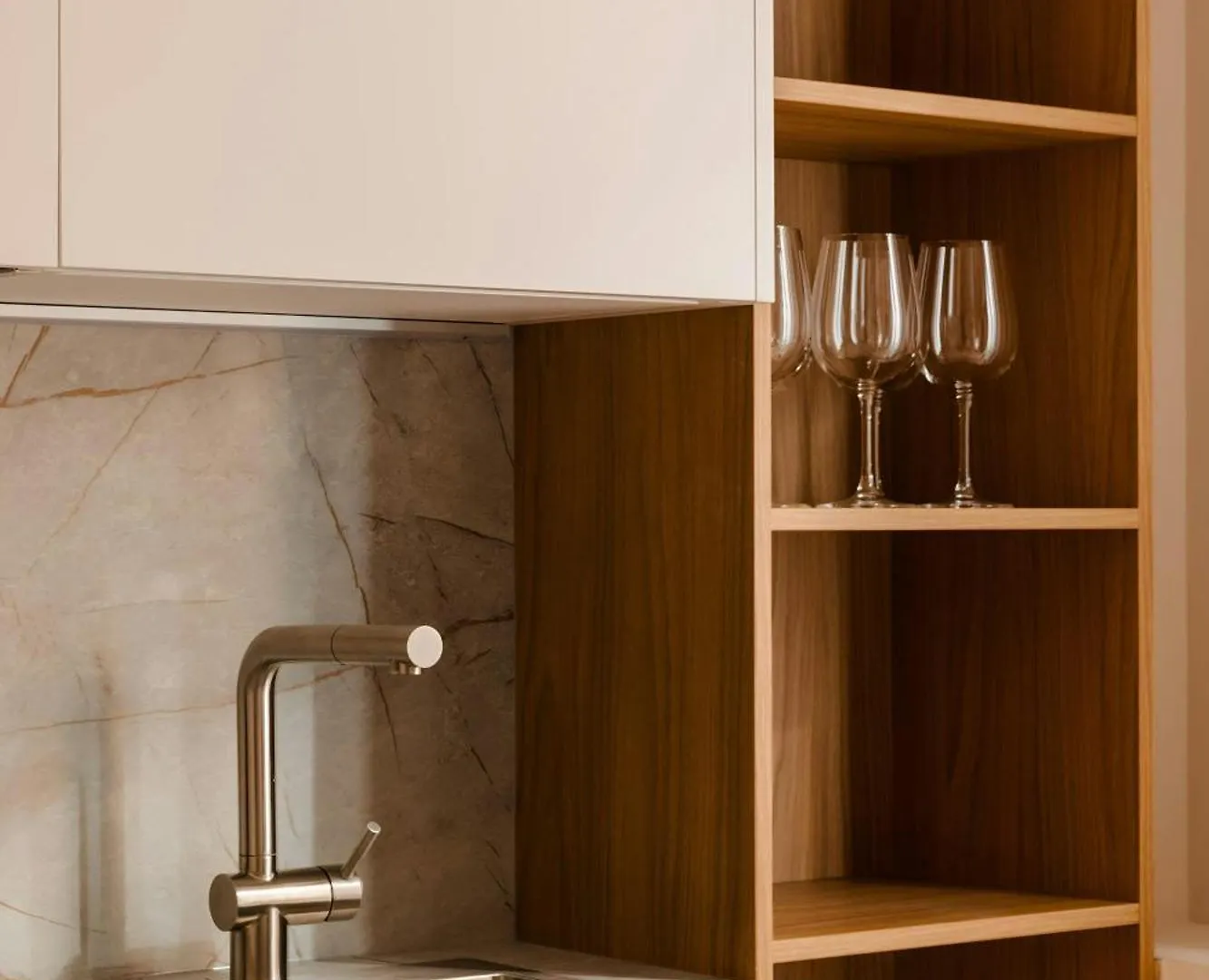 Sonder By Marriott Bonvoy Antinoo Apartments Piazza Del Parlamento Roma