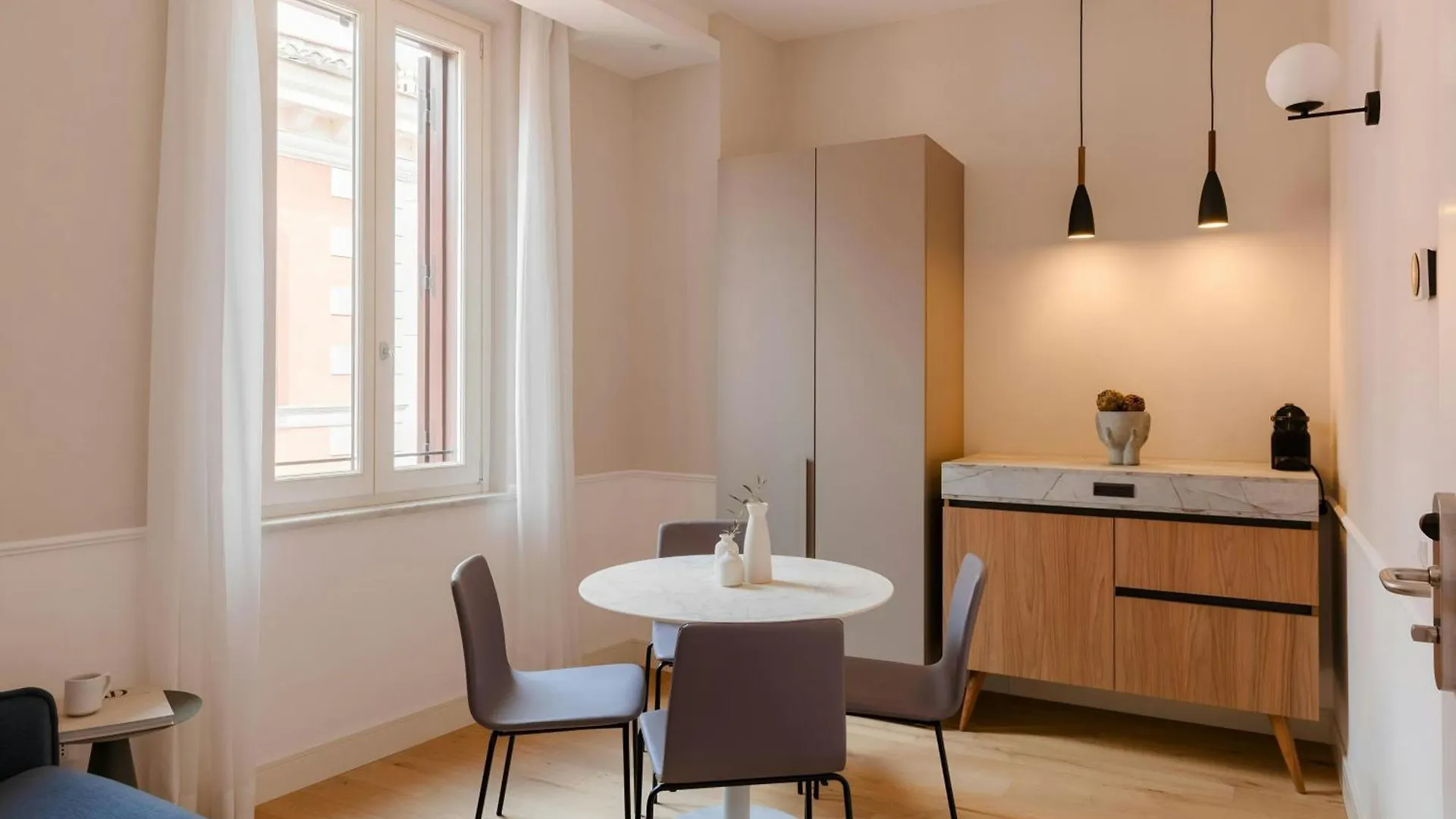 Apart-hotel Sonder By Marriott Bonvoy Antinoo Apartments Piazza Del Parlamento Roma