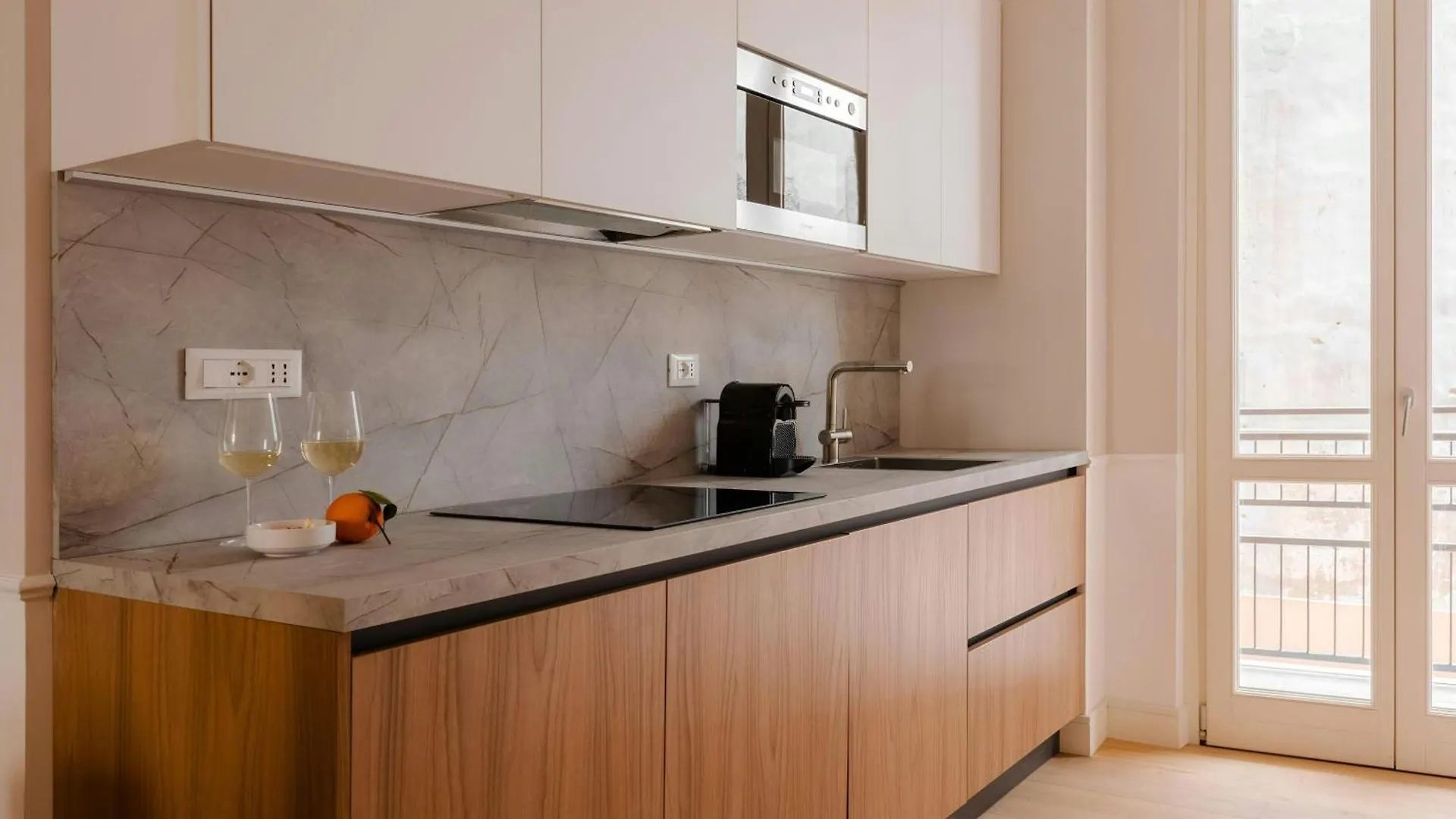 Sonder By Marriott Bonvoy Antinoo Apartments Piazza Del Parlamento Roma